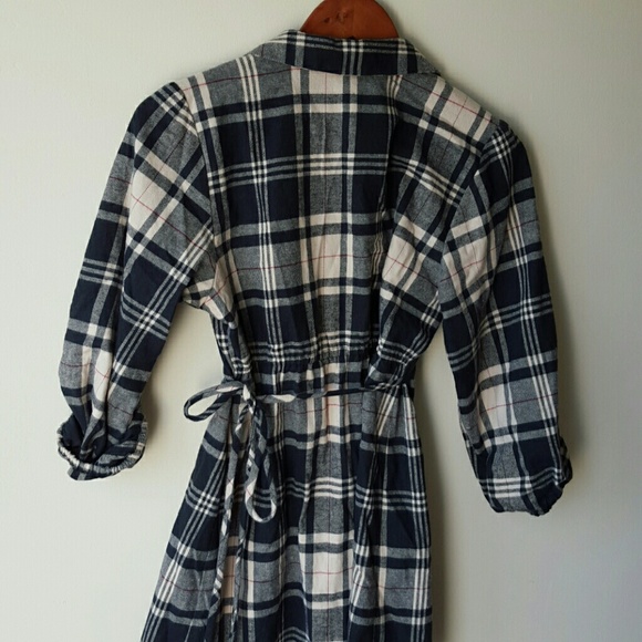 Navy blue & cream tunic flannel w/ red stripe sz M - Picture 3 of 4