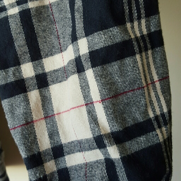 Navy blue & cream tunic flannel w/ red stripe sz M - Picture 4 of 4