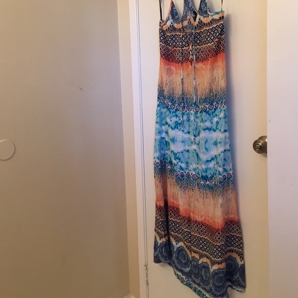 NWOT! Cute Beach Dress! - Picture 2 of 4