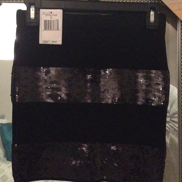 NEW Guess? Skirt