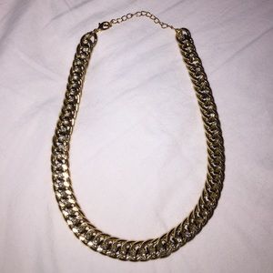 Gold chain necklace!