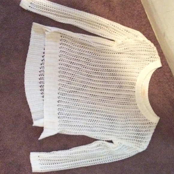 ❌SOLD❌ White knit sweater