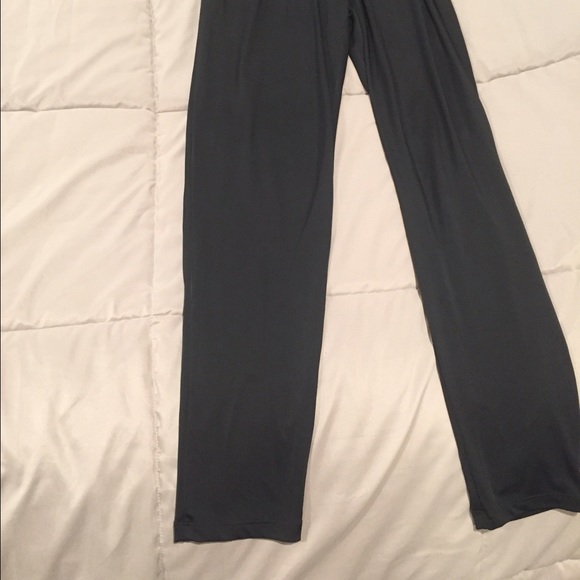 Kardashian Kollection Jersey Jumpsuit on XS - Picture 4 of 4