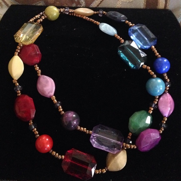 Colored necklace