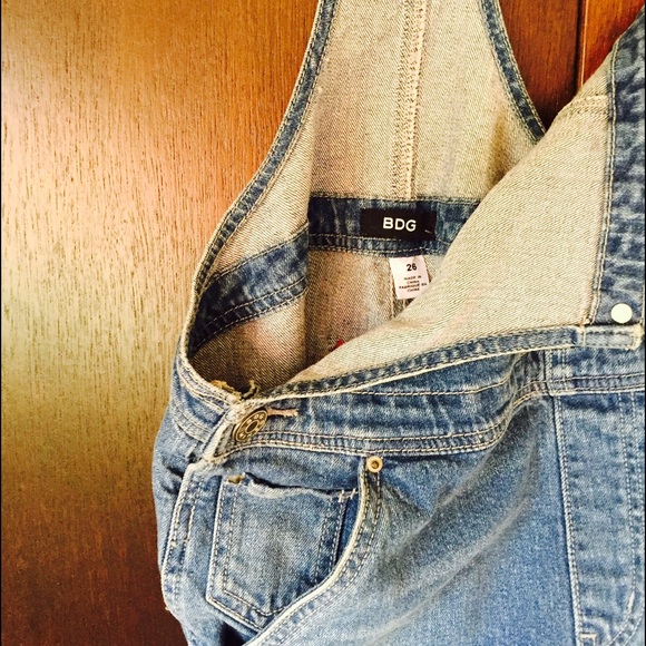 ❌SALE❌ Overall style Jean comfy cut-offs - Picture 2 of 4