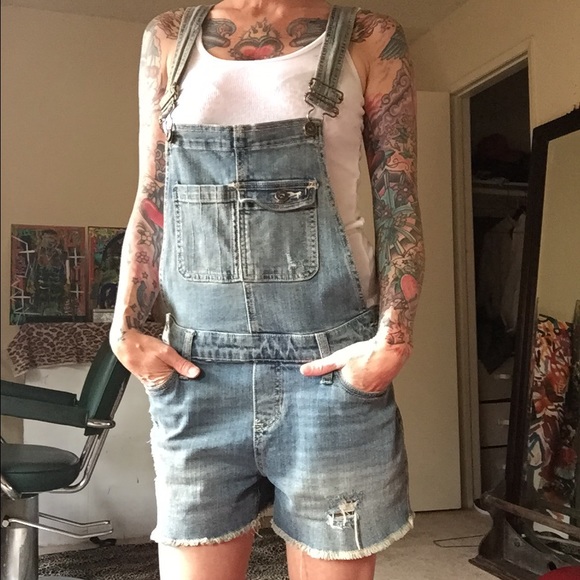 ❌SALE❌ Overall style Jean comfy cut-offs - Picture 3 of 4
