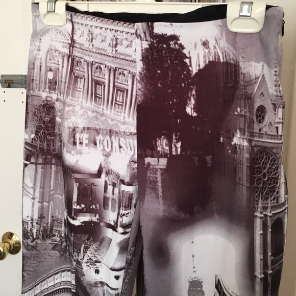 High waisted Flared Paris Print Pants