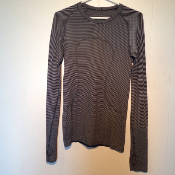 lululemon athletica Tops - Lululemon Top