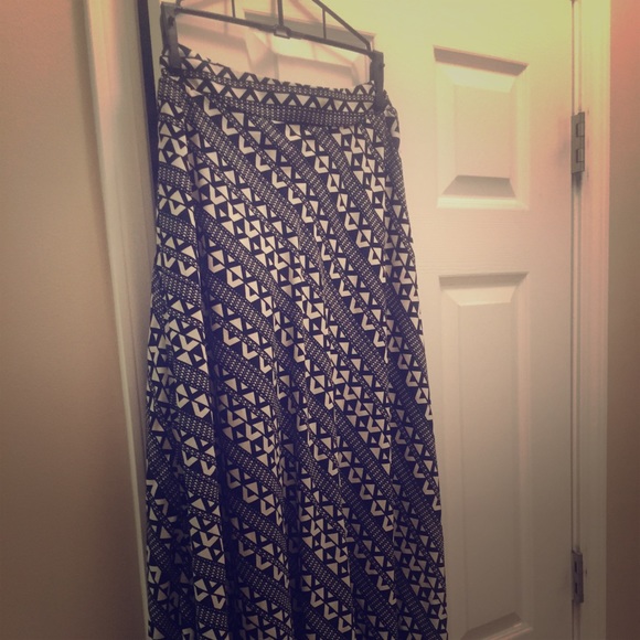 Black and White Aztec Skirt