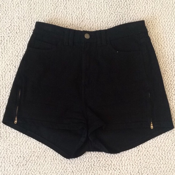 American Apparel | Side-Zip High Waisted Short