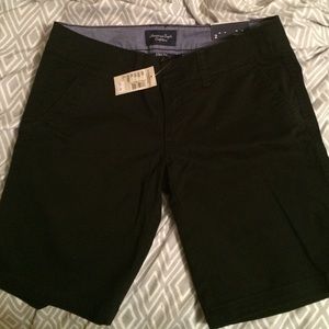 NEW black American Eagle Bermudas
