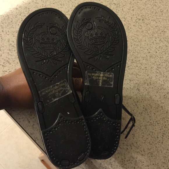 ➰Sandals - Picture 3 of 3