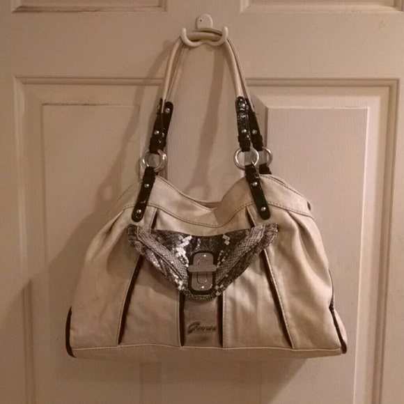 Guess purse