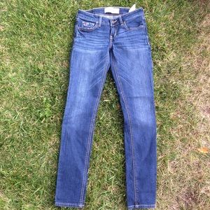 Dark wash Hollister jeans