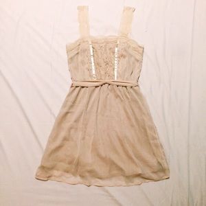 Beige Lace Dress (S)
