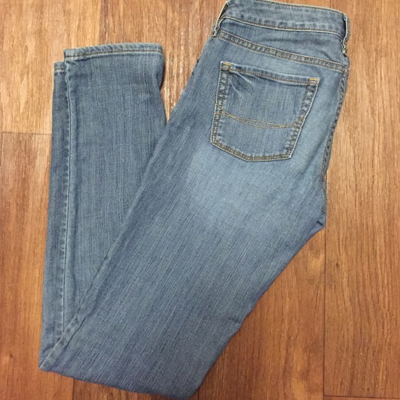 Bullhead Super Skinny Jeans