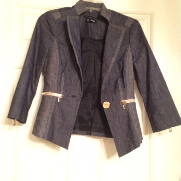 Bebe Blazer