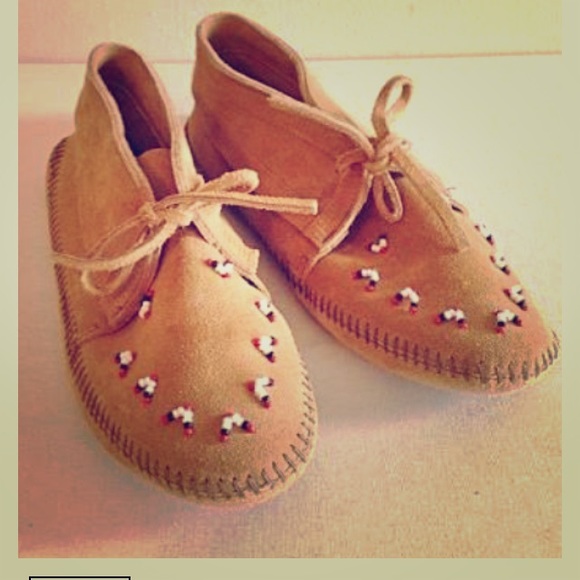 Vintage Suede Minnetonka Moccasins