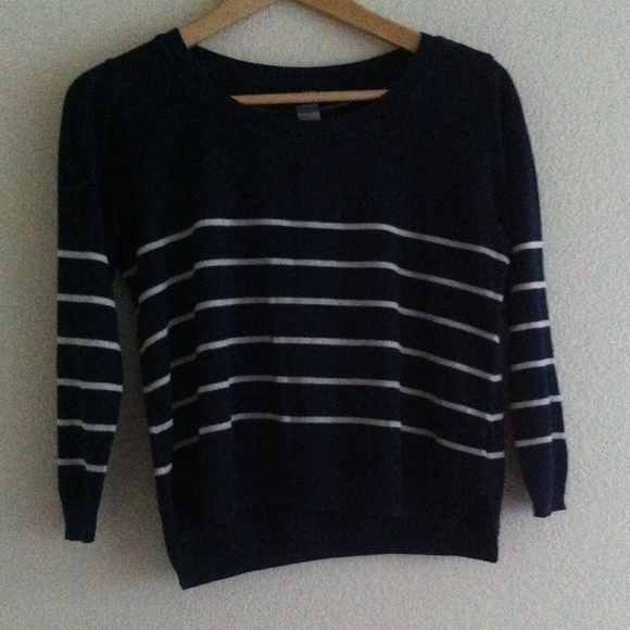 Top - Picture 1 of 1