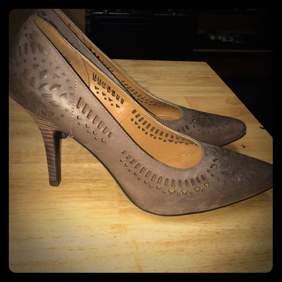 Womens 8 high heel