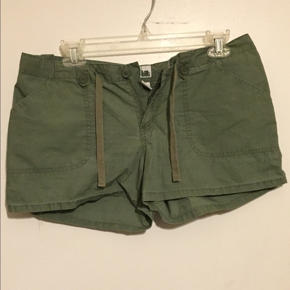 Green tilt shorts