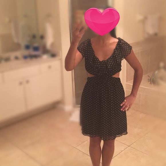 Cut out sides Polkadot Dress - Picture 2 of 2