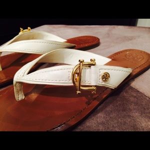 Tory burch flip flops