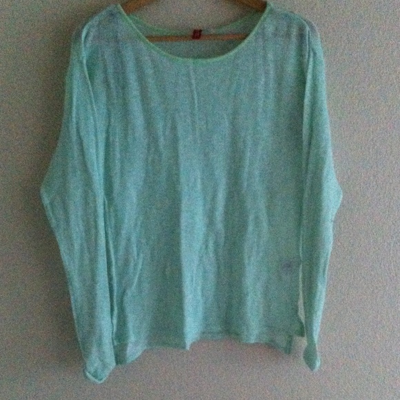 Sweater - Picture 1 of 1