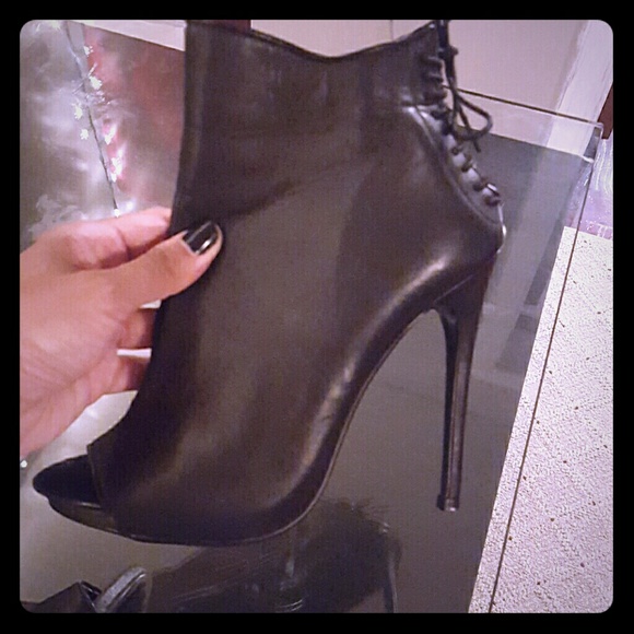 Black heels- booties