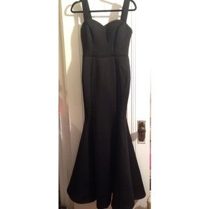 Gracia scuba sleeveless maxi mermaid dress