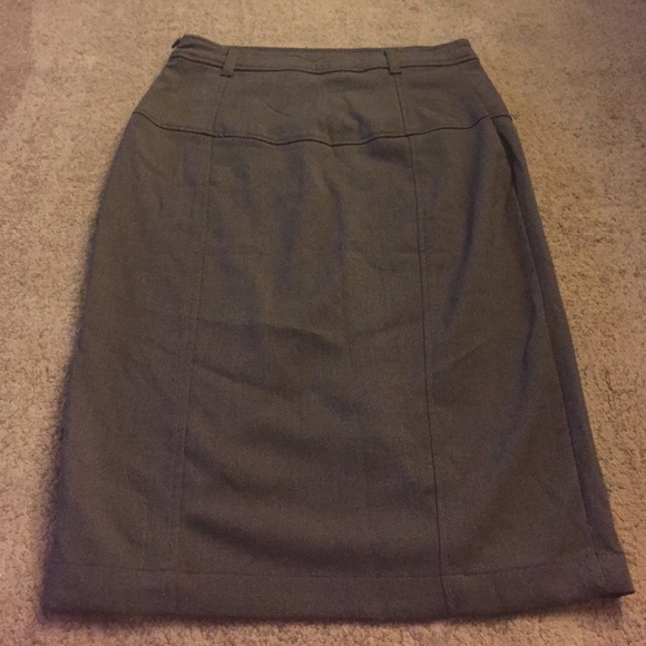 Cute Pencil Skirt - Picture 3 of 4