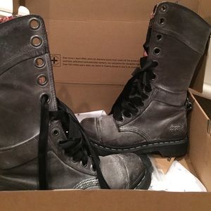 Dr.Martens NWOT
