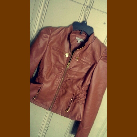 adorable leather jacket - Picture 3 of 3