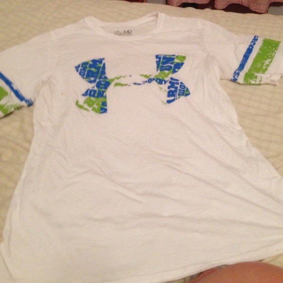 Athletic shirt