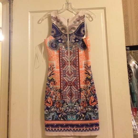 Fab'Rik dress - Picture 3 of 3