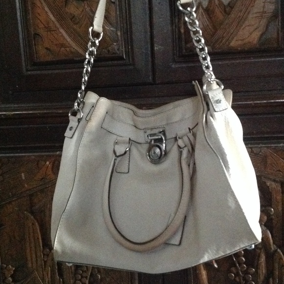 Michael Kors Cream shoulder bag