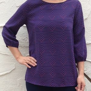 Reserved @katmurrow Navy & orange geometric top