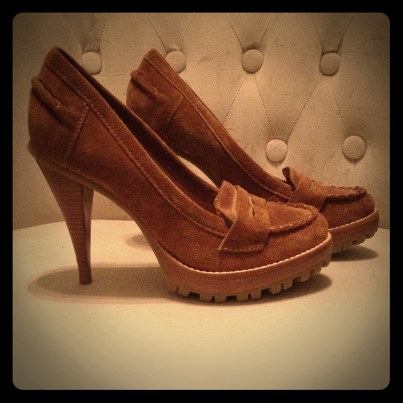 Like New KORS Michael KORS Heels