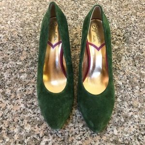 Anthropologie forest green suede heels
