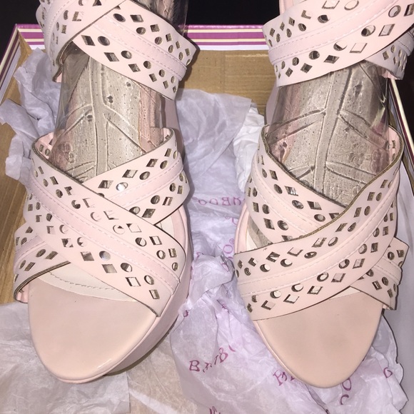 Wedges - Picture 3 of 4