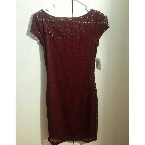 Wine dress size 5/6. Small