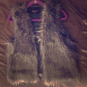 Faux fur Vest