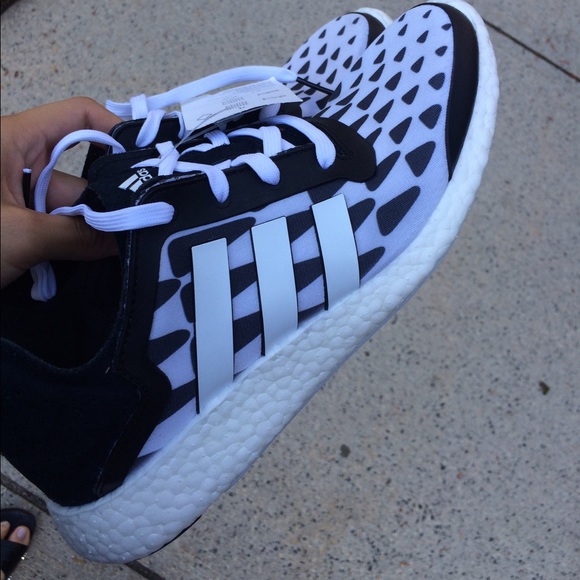 Adidas ZXFLUX Sneakers brand new, never worn