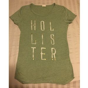 Hollister t-shirt
