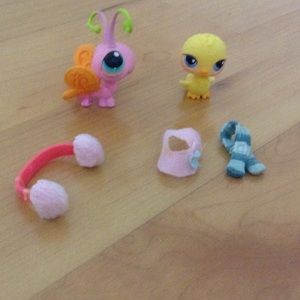 Littlest pet shop little bundle