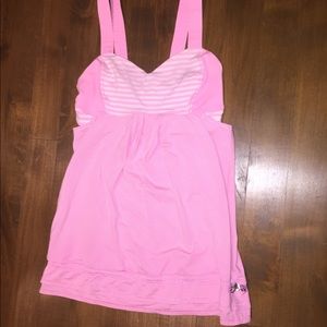Lululemon pink tank
