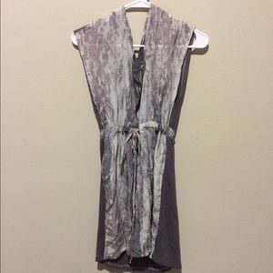 Dress size Small, loose fit. Tie at waist