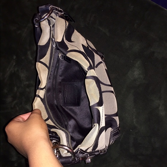 Coach  Make me an offer - Picture 2 of 3