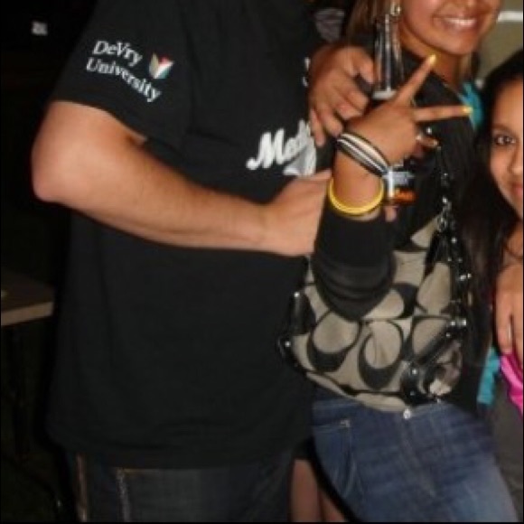 Coach  Make me an offer - Picture 3 of 3