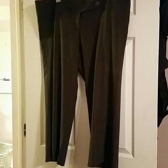 NWT Torrid Petite Grey Pinstripe Dress Pants